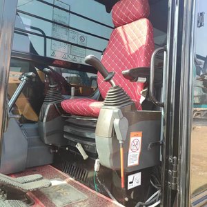 Excavatrice d'occasion chinoise Sany SY75 Mini Excavatrice sur chenilles d'occasion Machine de construction hydraulique Petit excavateur - Product Image 4