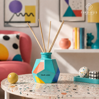 Diffuseur de parfum de luxe Firdaus Hotel, flacon décoratif en verre pour l'aromathérapie domestique, idéal pour les centres de bien-être, les spas et l'hôtellerie.