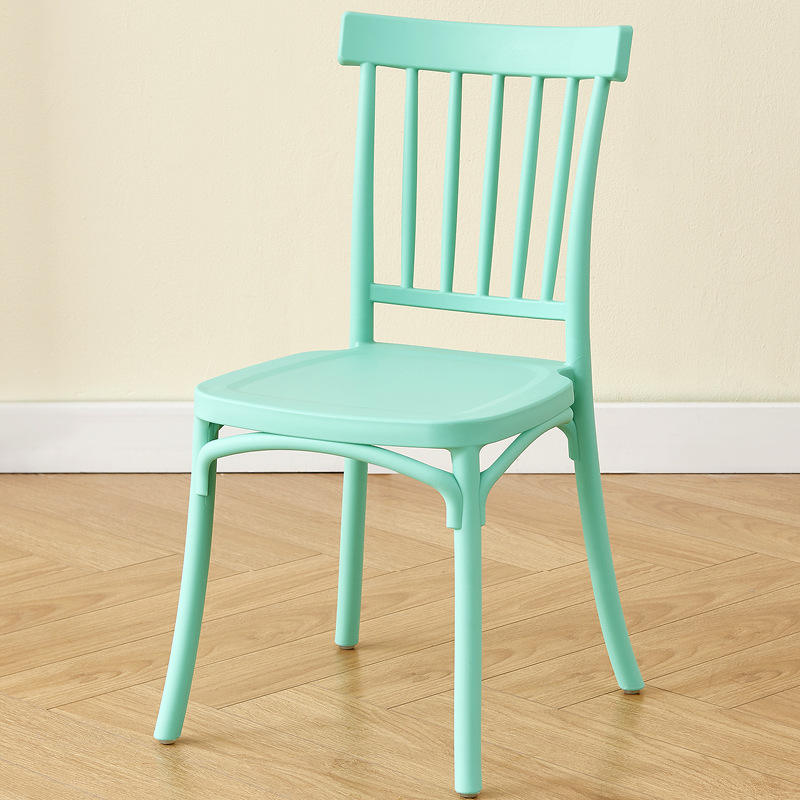 สีเขียวอ่อน