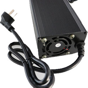 Tiankang 48V10A Nuevo tipo Cargador de batería de litio eléctrico solar 84V 40A Salida máxima Coches eléctricos Scooters Ebikes-Italia - Product Image 4