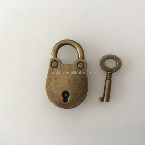 小型ベア南京錠ラウンドキーロックレトロメタル - Product Image 2