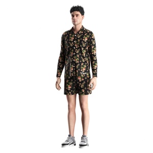 Short de plage en lin à motif floral Odm Sublimation Button, ensemble de sport, t-shirt d'été pour hommes - Product Image 5