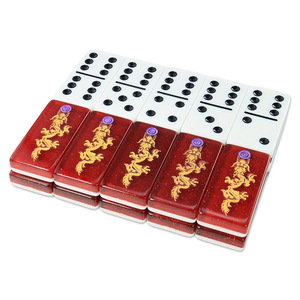 Dominos en acrylique double couche personnalisés, directement de l'usine, en rouge/blanc, design gravé vibrant, jeu de société/jouet éducatif - Product Image 1