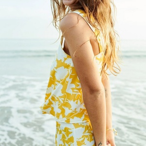 Top camisole à col en V imprimé hawaïen de haute qualité, design d'usine, personnalisé, 100% coton, débardeur court 2025 - Product Image 3