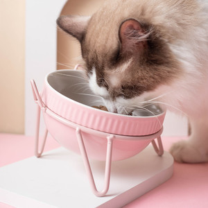 Cuenco de cerámica elevado para mascotas con diseño de pata y pez para gatos, cuenco para alimentación y agua, forma redonda, cuenco de cuello alto - Product Image 2