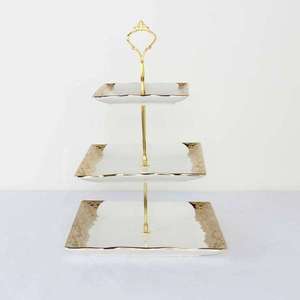 Support à gâteaux de luxe en gros à 2 ou 3 niveaux, en porcelaine dorée en relief, pour mariage, fête, service de thé de l'après-midi - Product Image 5