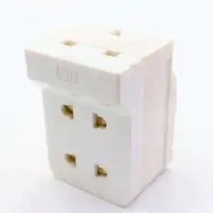 Self Grounding travel adapter universal plastic and bakelite copper quality 3pin uk eu type electrical outlet adaptor plug