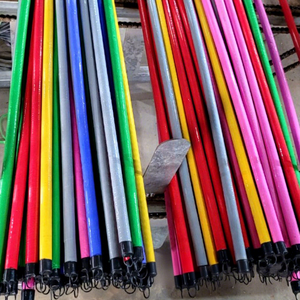 Meilleure vente 2025 Long bâton vadrouille et manche de balai prix personnalisable pelle à poussière en bois et PVC - Product Image 1