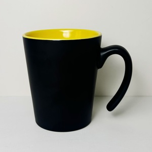 <b>Creative</b> Irregular Shaped Ceramic Mug Customizable With Logo For Advertising Promotional <b>Gifts</b> Business Souvenirs - Product Image 1