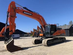 Excavateur Doosan DX300 30 tonnes d'occasion à vendre Excavateur sur chenilles de bonne qualité au design original avec composants centraux PLC pour pompe à moteur - Product Image 3