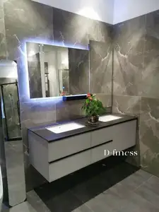 Mobile da bagno in legno massello di lusso in stile moderno mobile da bagno resistente all'acqua lavabo doppio galleggiante con specchio da toeletta