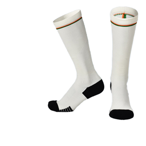 Hermosos <span class=keywords><strong>calcetines</strong></span> <span class=keywords><strong>de</strong></span> compresión para piernas para deportes Cross-Border <span class=keywords><strong>Yoga</strong></span> Running Otoño Antibacterial Resistente al olor para <span class=keywords><strong>Amazon</strong></span> Sports - Product Image 1