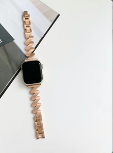 สายนาฬิกาข้อมือสแตนเลสสตีล ดีไซน์หรูหรา รูปทรงคลื่น สำหรับ <span class=keywords><strong>Apple</strong></span> <span class=keywords><strong>Watch</strong></span> ขนาด 38 <span class=keywords><strong>40</strong></span> 41 42 44 45 มม. สายโลหะเงางาม - Product Image 6
