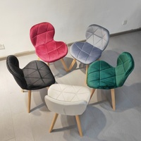 Chaises de salle à manger modernes en velours rose avec tissu bleu, design écologique et durable pour la salle à manger et la chambre à coucher