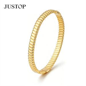 <b>Bangles</b> OEM/OEM custom waterproof stainless steel Gold plating Fashion Jewelry hypoallergenic supplies - Product Image 1