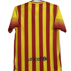 13-14 Barcelone-Maillot rétro pour joueur à l'extérieur Taille S--2XL Fournisseur Maillot de football en coton vintage Version classique