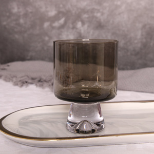 Nouvel arrivage de verres <span class=keywords><strong>à</strong></span> liqueur en cristal faits <span class=keywords><strong>à</strong></span> la main de couleur personnalisée avec fumée translucide cocktail chaud Mocktail petits quantité minimale de commande - Product Image 5