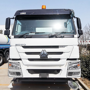 <span class=keywords><strong>Camion</strong></span>-citerne à eau diesel HOWO 6x4 371 d'occasion avec moteur et composants essentiels pour la pulvérisation d'eau incendie à vendre - Product Image 3