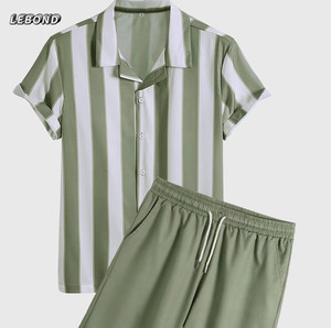 2022 été <span class=keywords><strong>Chic</strong></span> imprimé chemise et short 2 pièces hommes ensembles mode bouton vers le bas hauts et Shorts de plage tenues de vacances - Product Image 3
