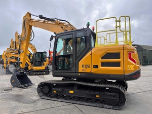 Nueva excavadora sobre orugas de 13,5 toneladas XE135E con capacidad de cubo estándar 0, 55m3 - Product Image 3