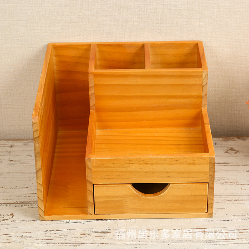 Versatile natural wood color