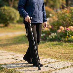 Canne télescopique en alliage d'aluminium avec embout en caoutchouc antidérapant pour personnes âgées, noire, 3 articulations, longueur réglable - Product Image 2