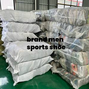 Chaussures de basket-ball internationales de marque d'occasion S04 pour hommes vente en gros de chaussures d'occasion baskets internationales pour hommes de marque de créateur britannique - Product Image 2