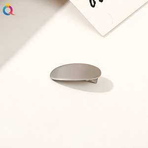 QIYUE Double Prong Pinces À Cheveux Bord Clip Design Plat avec Style Doux Alligator Métal <span class=keywords><strong>Canard</strong></span> Bec Argent Cheveux Accessoires - Product Image 6