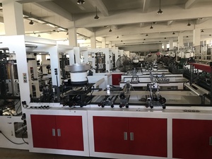 Machine de fabrication pour sacs à <span class=keywords><strong>fermeture</strong></span> <span class=keywords><strong>éclair</strong></span>, dispositif avec <span class=keywords><strong>attache</strong></span> à <span class=keywords><strong>fermeture</strong></span> <span class=keywords><strong>éclair</strong></span> et dispositif antidérapant automatique - Product Image 6