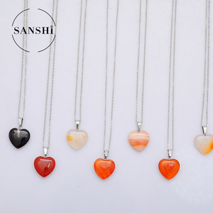 סיטונאי במפעל מחיר רב צבע 16mm אהבת לב קסם ריפוי קריסטל נשים מתנה טבעי תכשיטי קריסטל - Product Image 6