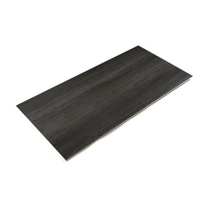 Carreau de porcelaine moderne d'aspect <span class=keywords><strong>travertin</strong></span> au charbon de bois, panneau texturé pour mur et revêtement d'appoint de luxe - Product Image 1