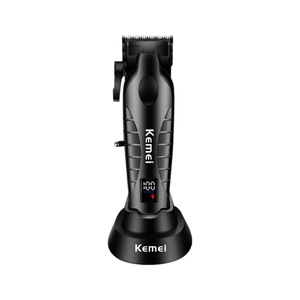 Tondeuse à cheveux Kemei avec lame arrondie de type R pour une coupe lisse et un contrôle de la température - Product Image 2