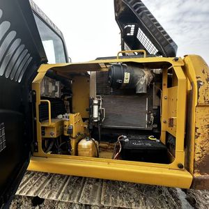 Excavatrice 315D modèle 2021 d'occasion en excellent état, stabilité hydraulique, moteur, boîte de vitesses, pompe, 17,2 tonnes, en vente - Product Image 4
