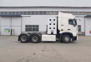 Camión Tractor HOWO NX 430HP 6x4 CNG Usado con Transmisión CNHTC y Tanque de Combustible de 600L - Product Image 6