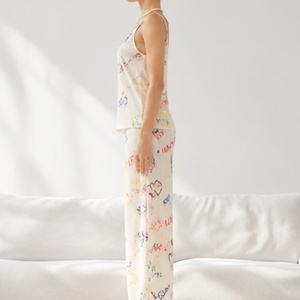 Vente en gros d'usine : Ensemble pyjama pour femmes, haut en camisole imprimé confortable et pantalon long, pyjama femme, <span class=keywords><strong>lingerie</strong></span> sexy - Product Image 3