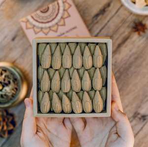 Incienso de Agarwood Puro en Cono Hecho con Polvo de Agarwood 100% Natural, Orgánico, Ecológico, de Larga Duración, Hecho a Mano, para Aromaterapia - Product Image 1