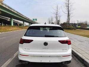 Volkswagen Golf 8 R-Line 1.4TSI 280TSI 50-Year Legend Edition 2024, transmission automatique, voitures d'occasion - Product Image 3