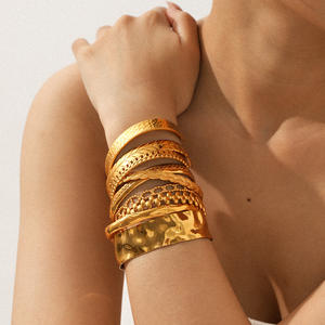 Gelang manset dapat disesuaikan berlapis emas <span class=keywords><strong>18k</strong></span> tahan air MW gelang mode wanita noda terbuka gelang tangan desainer baja tahan karat - Product Image 2