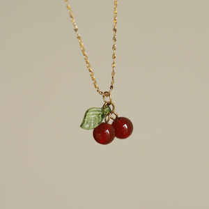 Collier tendance en acier inoxydable pour femme, pendentif cerise en verre, chaîne plaquée or 18 carats motif vague d'eau, pierre principale agate, 18 pouces - Product Image 4