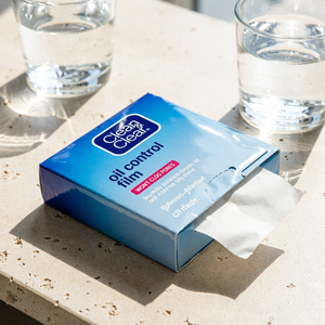 Clean & Clear Oil Control Film 60 Sheets Oil Blotting Paper All Skin Types - Product Image 1
