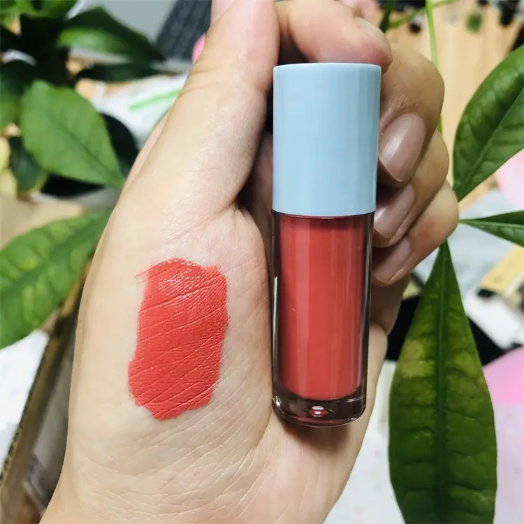 low moq liquid lipgloss base strawberry shape lip gloss private label waterproof nimi lipgloss