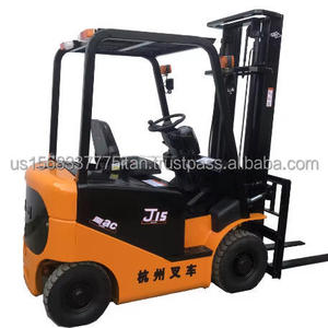Montacargas Diésel de 1.5 Toneladas, Montacargas Diésel 4x4, Altura de Elevación de 6 Metros, Montacargas Diésel con Tracción Trasera para Almacén, en Stock - Product Image 1