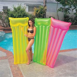 Colchonetas Inflables Flotantes INTEX 59717 para Piscina, Coloridas y Transparentes - Product Image 2