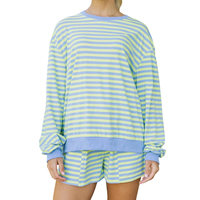 Ensemble deux pièces rayé personnalisé avec logo pour femme : T-shirt ample à col rond et manches longues et pantalon – Tenue décontractée