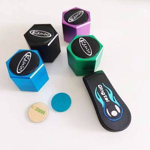 Porta Tizas Magnético Hexagonal KAMUI, Estuche Metálico para Tizas de Billar, Portátil para Billar y Snooker - Product Image 5