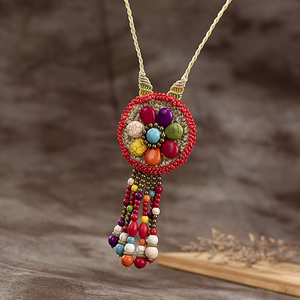 Collar largo con cuentas de madera turquesa, joyería de estilo europeo y americano, cuerda de cera tailandesa, colgante de flores tejidas, cadena de suéter - Product Image 5