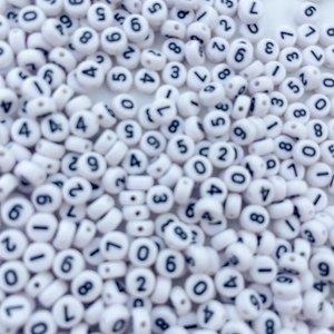 ลูกปัดอะคริลิคคัวอักษรจำนวน4x7มม. วัสดุลูกปัดแบบหลวมอุปกรณ์เครื่องประดับทำด้วยตัวเอง - Product Image 6