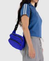 Riñonera/Bandolera Antirrobo de Nylon Reciclable Personalizada con GPS, Correas Ajustables, Unisex para Mujer