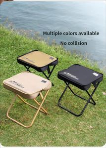 Chaise de pêche pliable portable d'extérieur, mini sac de rangement en tissu Oxford, idéale pour la randonnée, le pique-nique et le camping. - Product Image 4