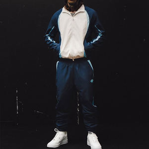 사용자 정의 남여 공용 윈드 브레이커 패션 운동복 남여 공용 폴리에스터 방수 집업 재킷 핑크 운동복 세트 나일론 럭셔리 운동복 - Product Image 3